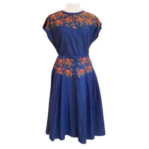 Alfred Shaheen Dress Skirt Blouse Hawaiian Vintage 1970s Embroidered